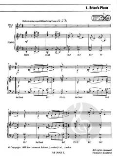 UE Saxophone Plus Book 2 von James Rae 