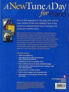 A New Tune A Day For Piano von Moira Hayward 